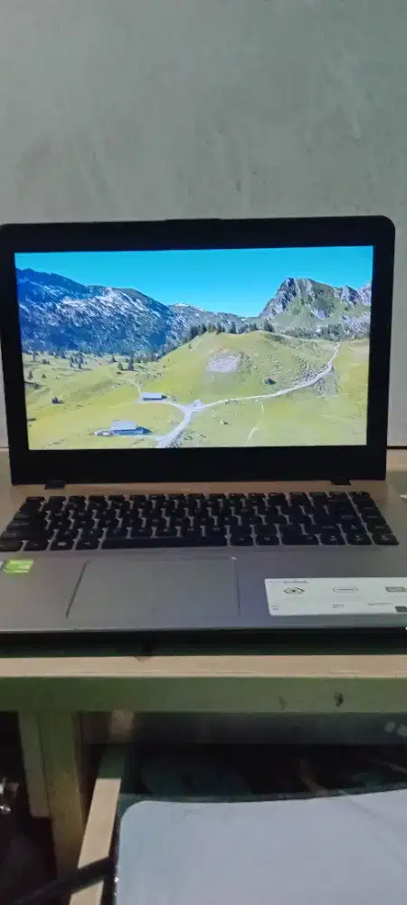 Asus X442u core i5 gen 8 ram 8gb ssd 128gb hdd 320gb double vga cod