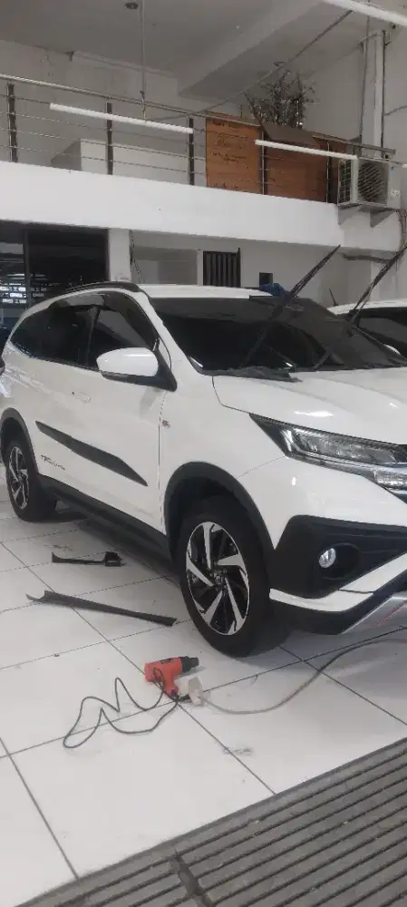 Specialist kaca film mobil dan gedung super hemat