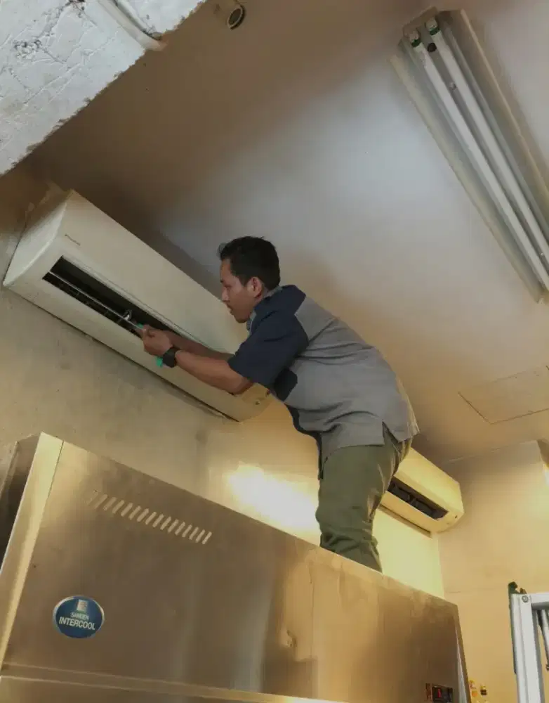 Mencari harian serabutan sekitar jakarta timur, Cawang, Halim, Cilitan