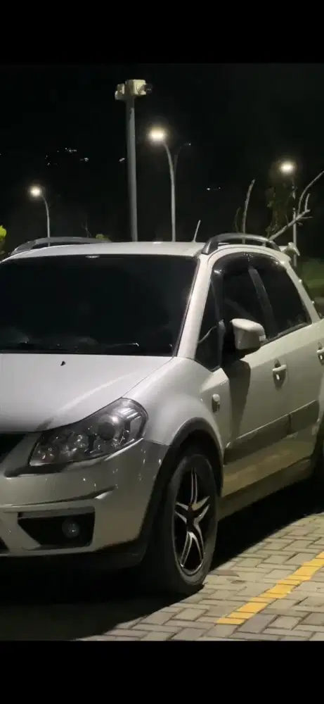 Suzuki SX4 2012 Bensin