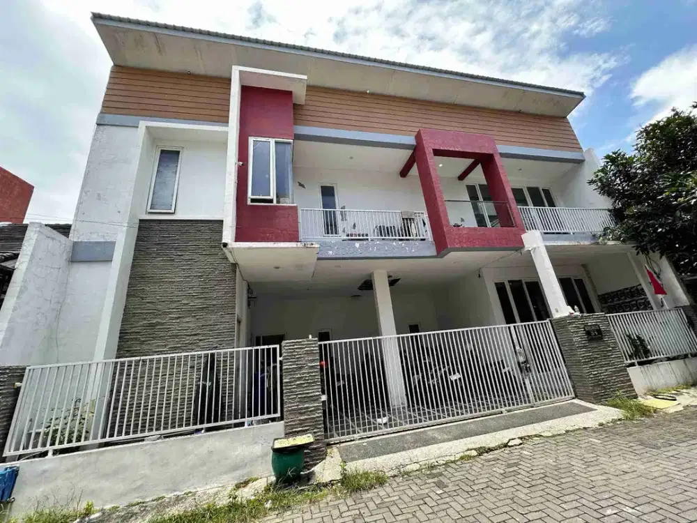 Kost Premium Depan Gerbang Kampus UB