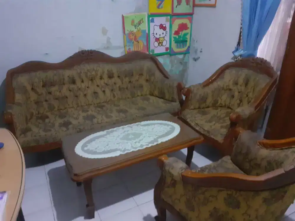 Kursi kayu jati ruang tamu