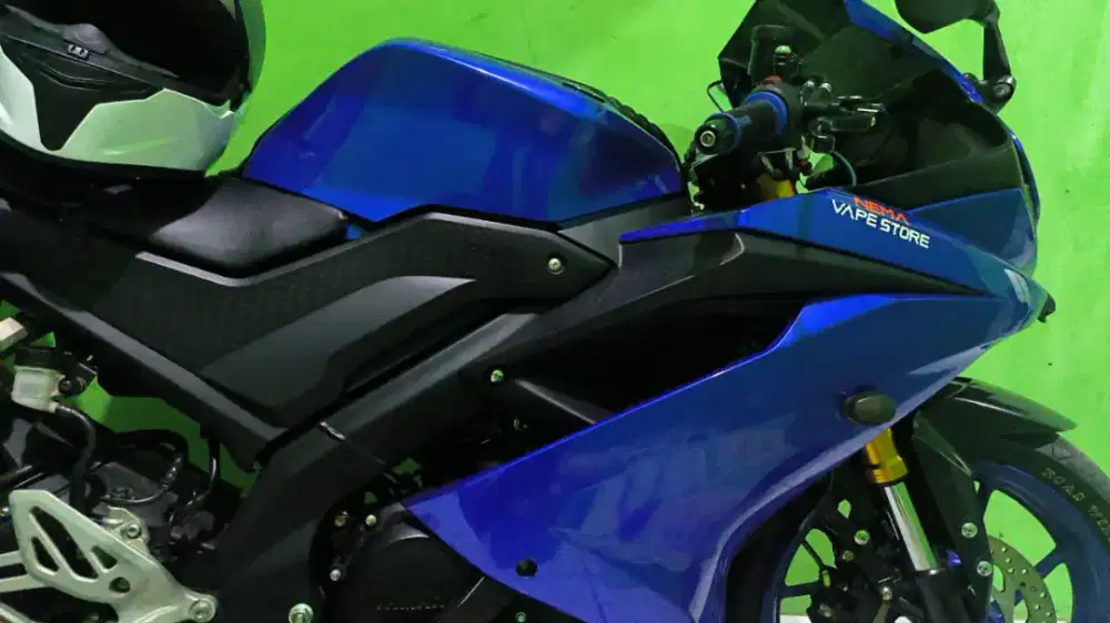 YAMAHA R15 V3 (2021)