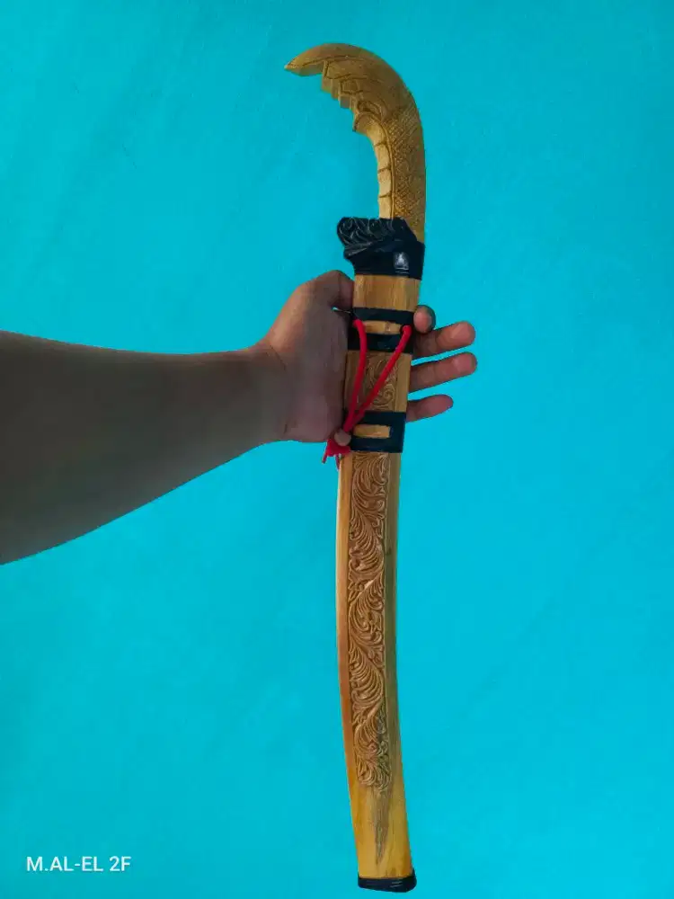 Mandau/pacat gantung