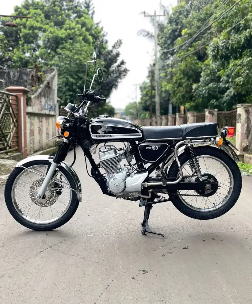 Mega Pro Custom CB100 Looks
