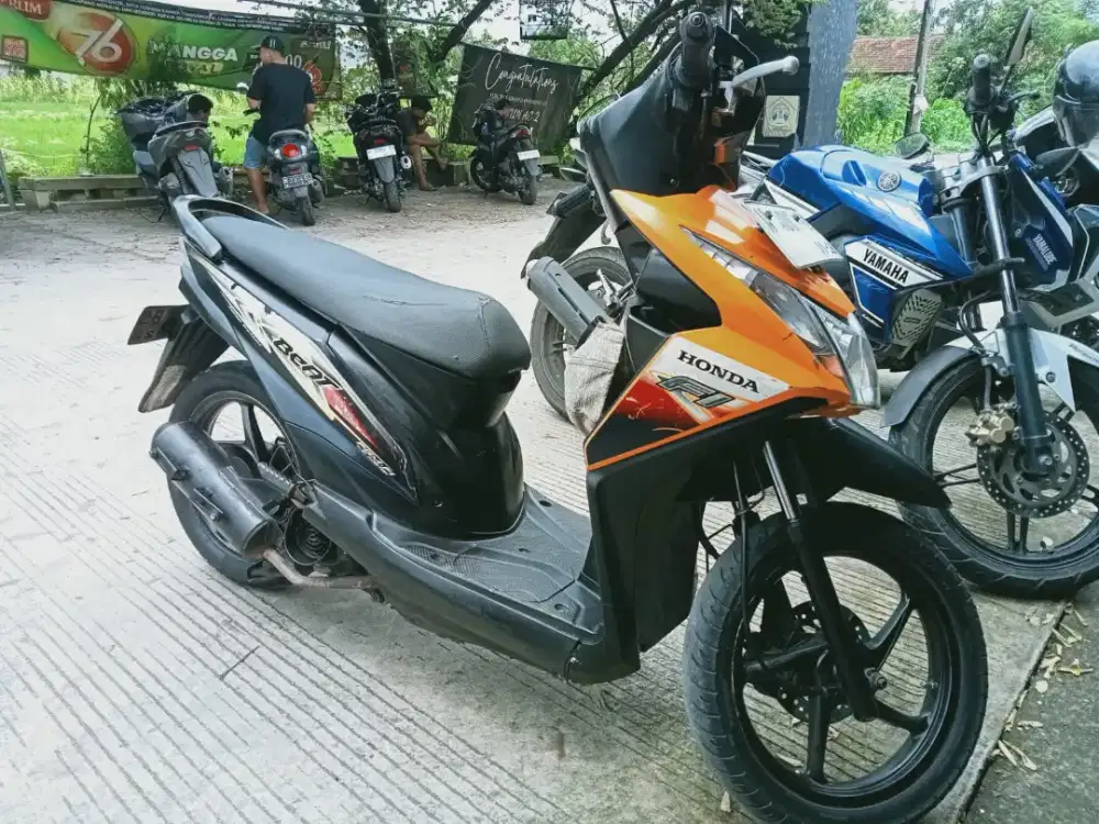 Jual honda beat th 2013 second