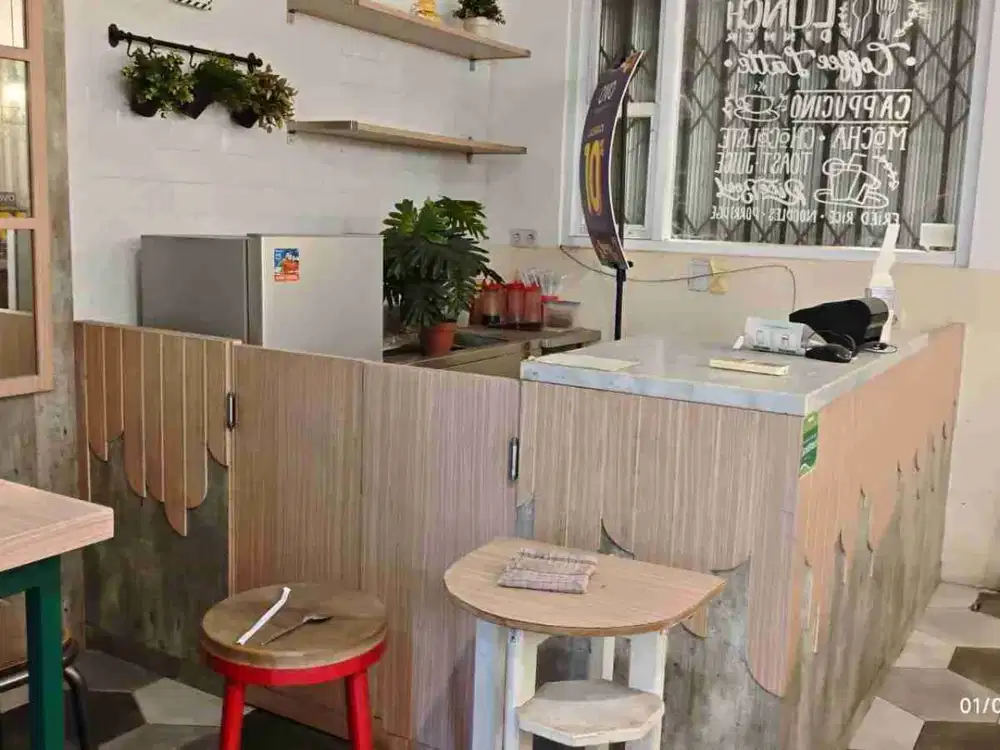 Dijual atau Disewakan Cepat Rumah Toko Furnished di Modern Arcade Hadap Jalan Raya Modernland