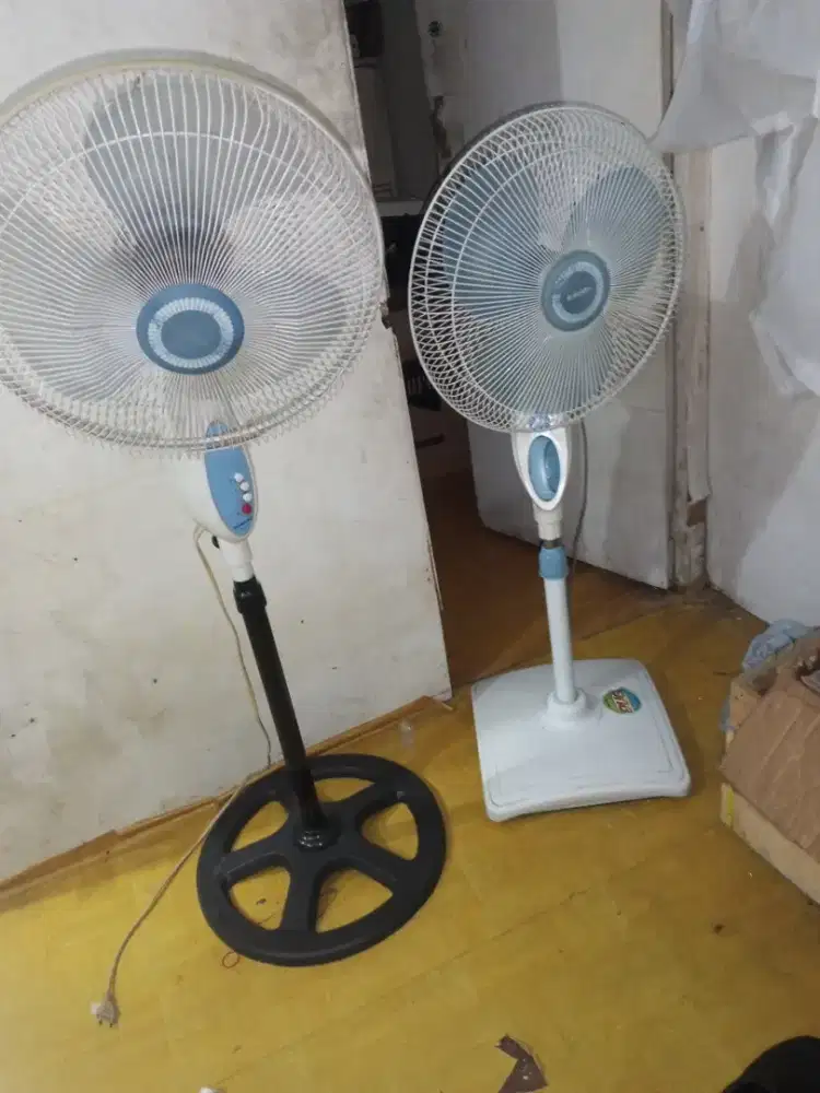 Kipas angin diri miyako 2brg Rp.250rb