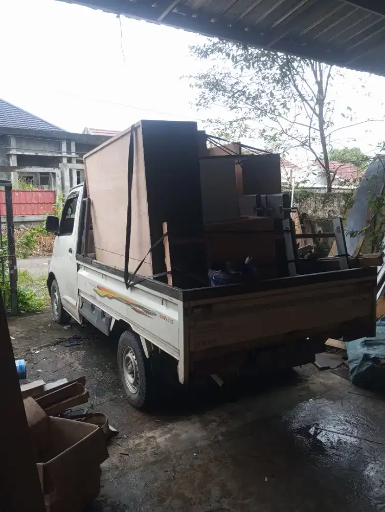 Jasa angkutan dan pindah rumah