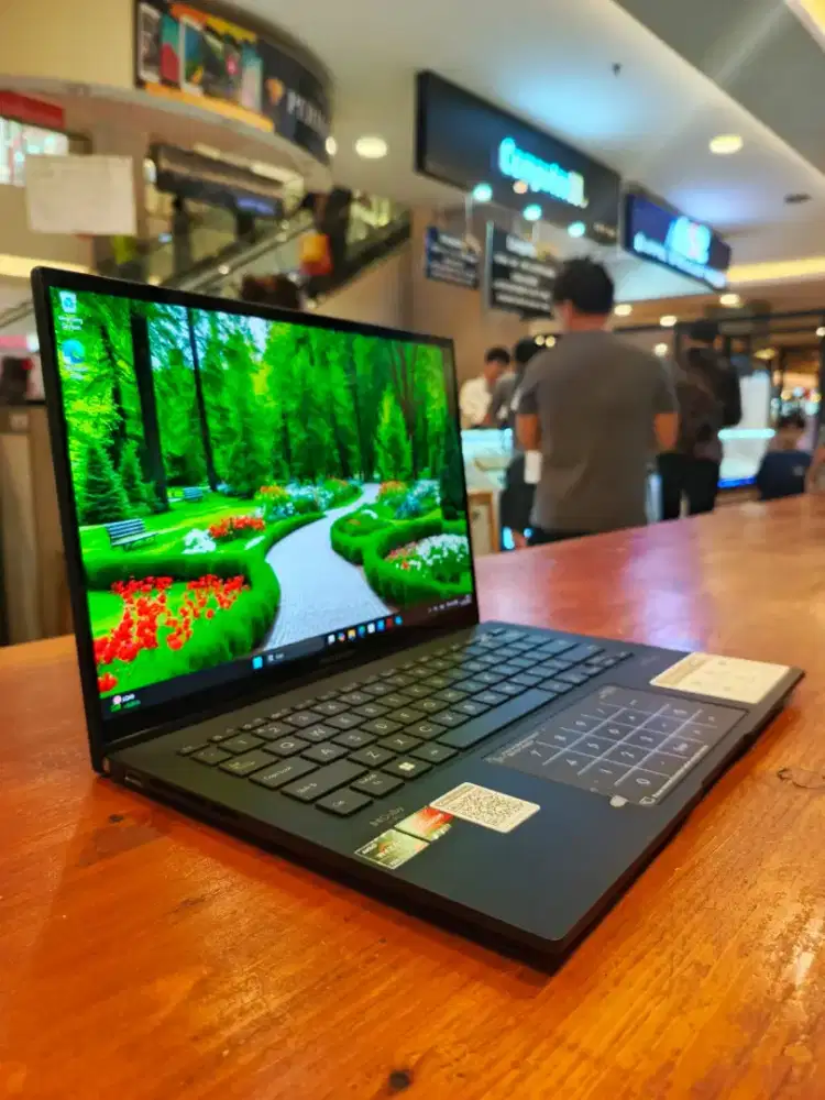 ASUS ZENBOOK 14 ES UM3402YAR