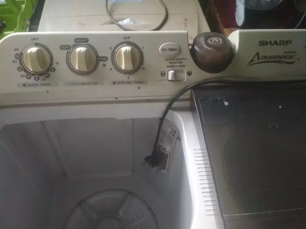 mesin cuci dua tabung