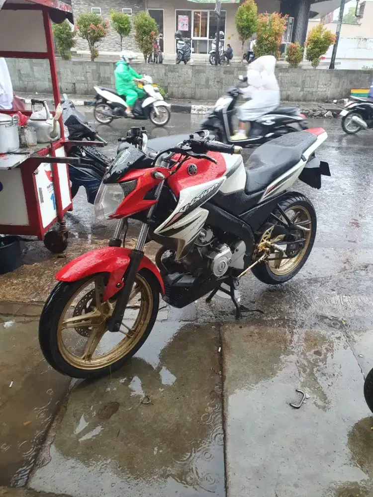 Vixion 2014 Ss lengkap BU