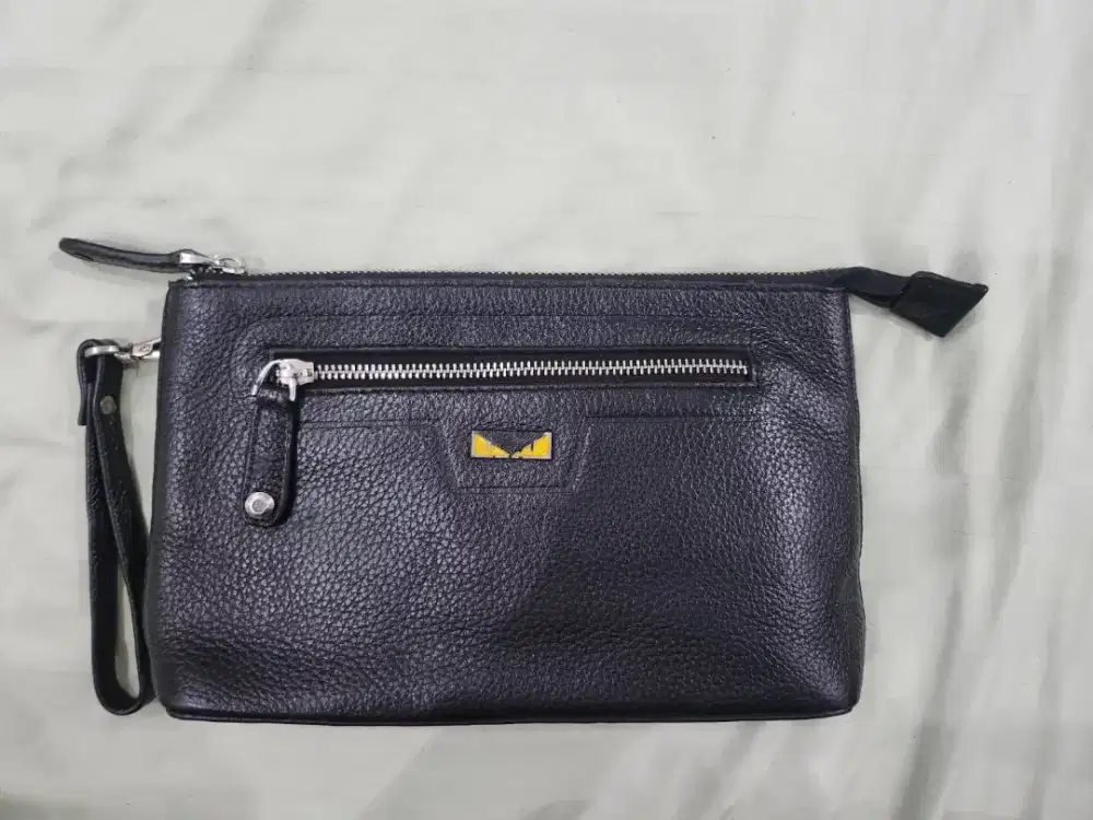 Hand Bag Fendi mata Besi