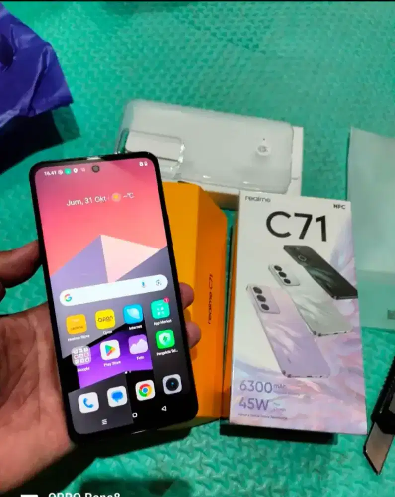 Realme C71 4+8/128 lengkap