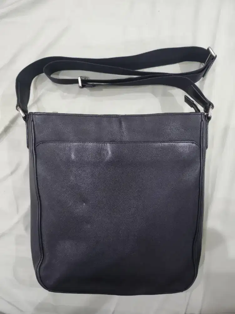 Tas Coach Kulit Hitam