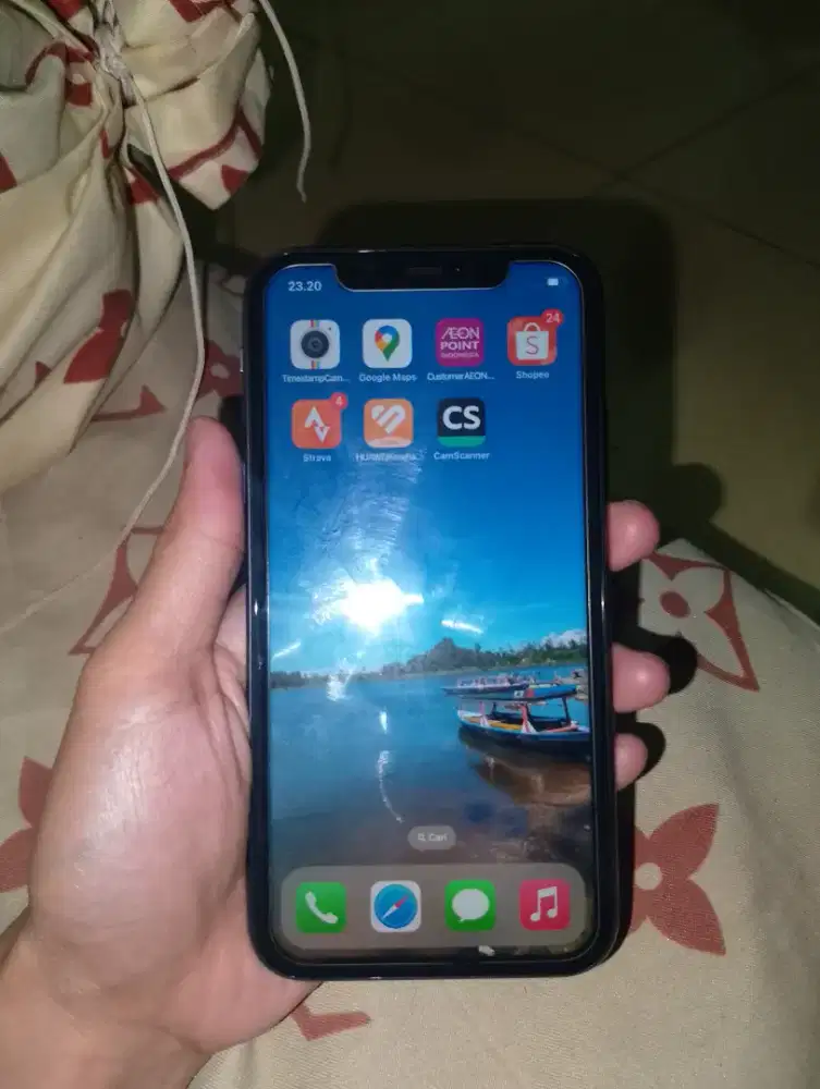 iPhone 11 64gb wifi only