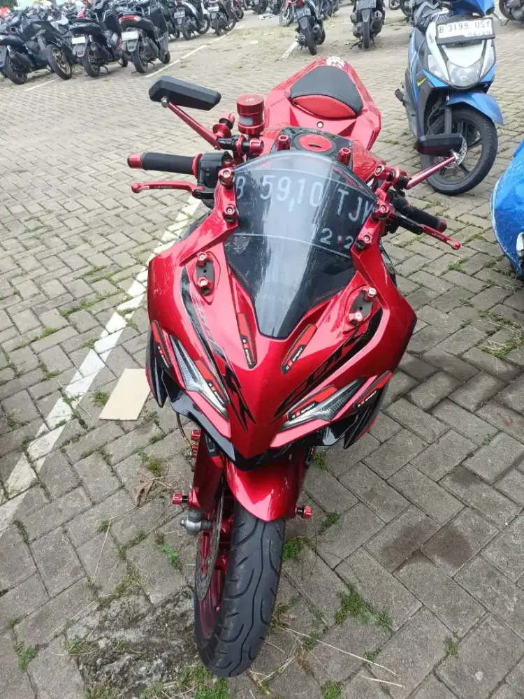 Motor honda CBR modifikasi Full, siap gass