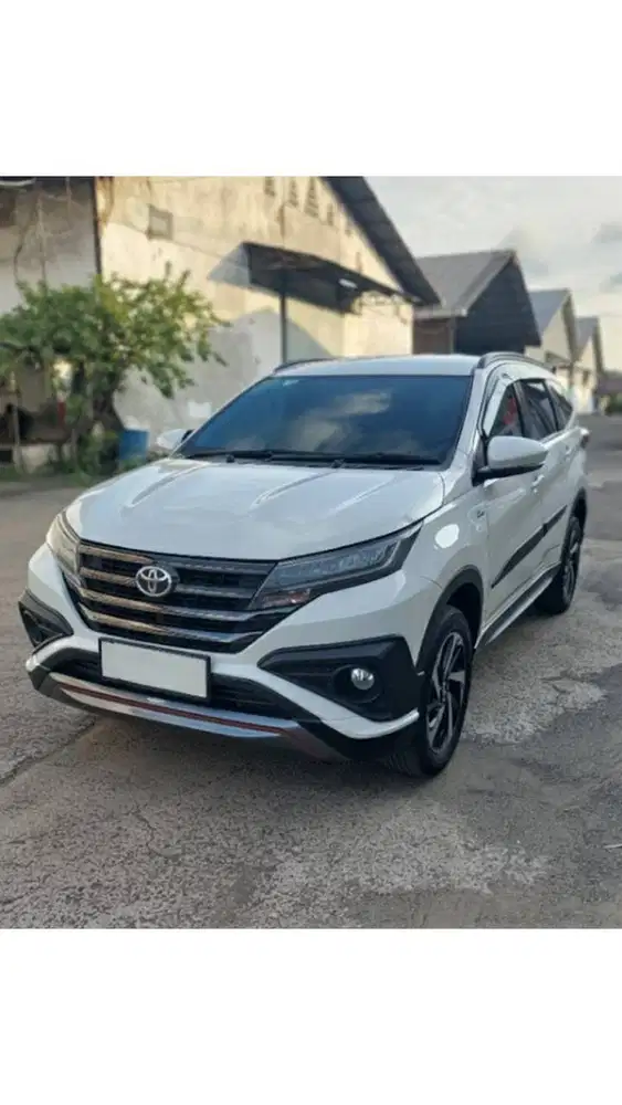 TOYOTA RUSH 2018 AT S TRD SPORTIVO  TANGAN PERTAMA