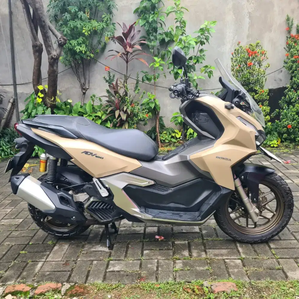 Honda adv 160 ABS Tough matte brown