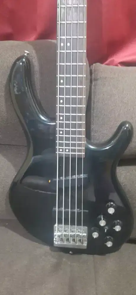Dijual bass merk CORT