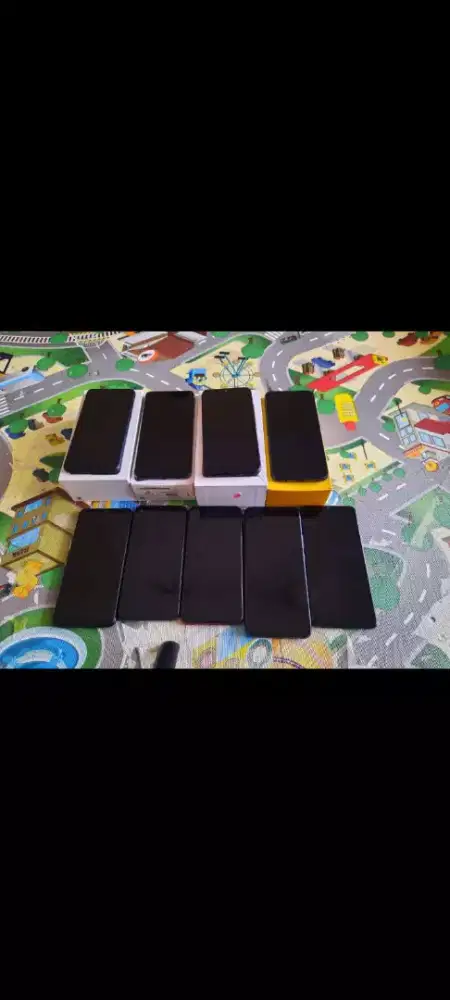 Di jual Borongan Dan Partai banyak HP layak pakai