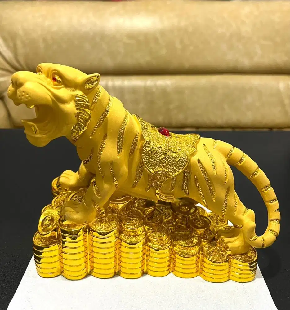 Pajangan Lucky Golden Tiger with Stack of Gold Coins for Good Fortune