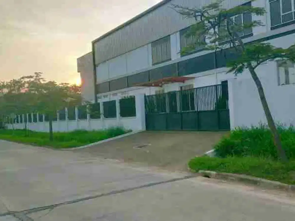 Gudang Marunda Center