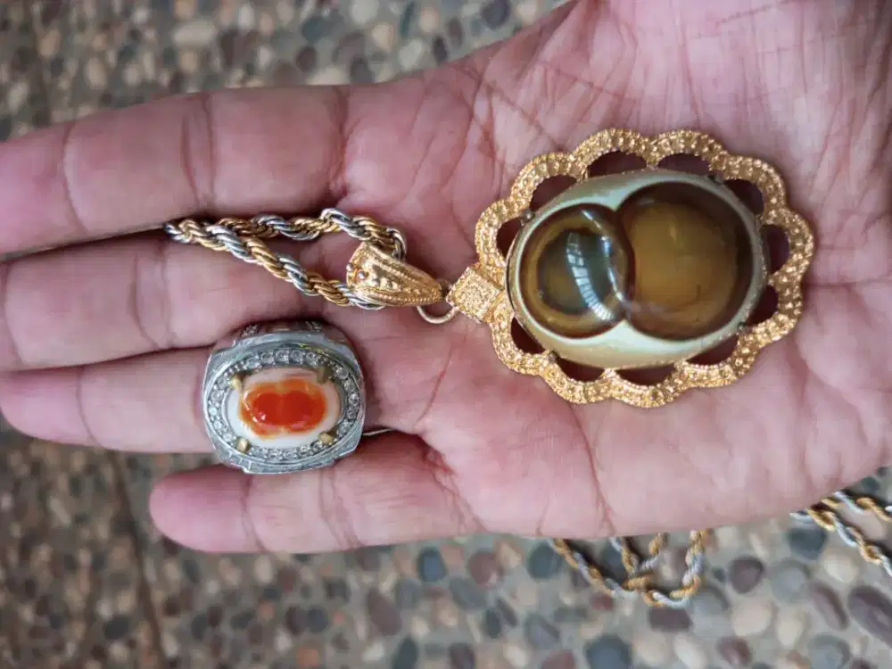 Batu Angka 8 unik Kristal Bos