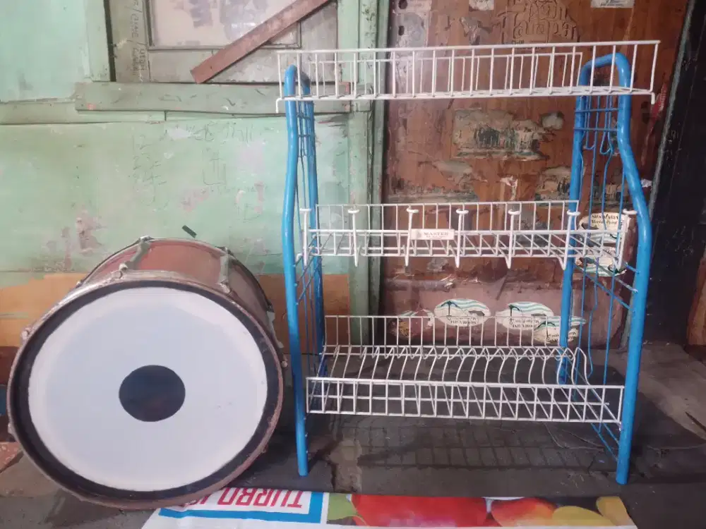 Rak piring dan drum mainan anak