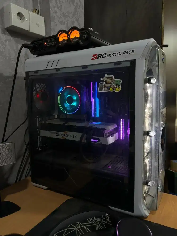 Jual Komputer Bekas Mint Condition