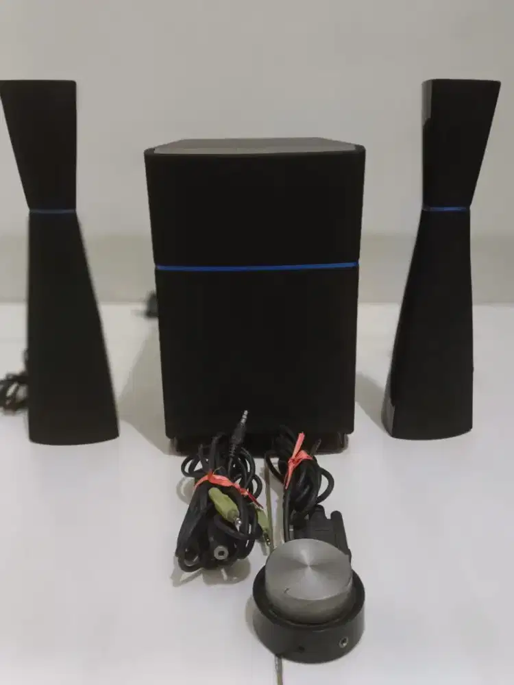 Speaker multimedia Edifier Berkelas
