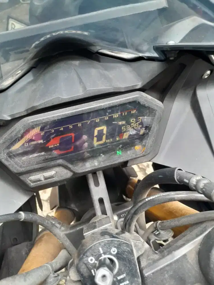 HONDA CBR 150R TYPE ABS SS LENGKAP ASLI LOW KM 5K