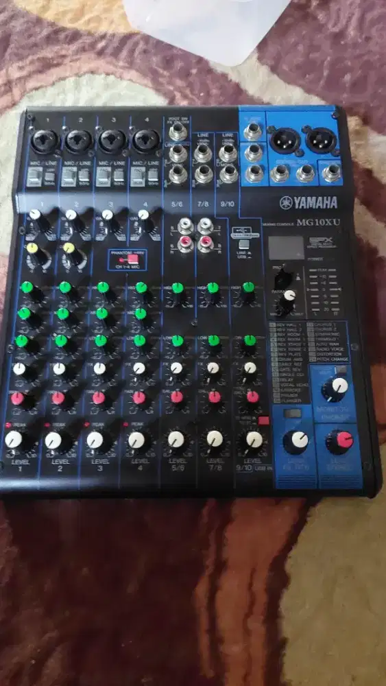 Mixer yamaha mg10xu