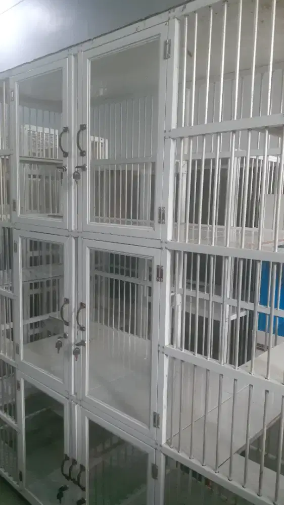 Kandang aluminium 6 pintu