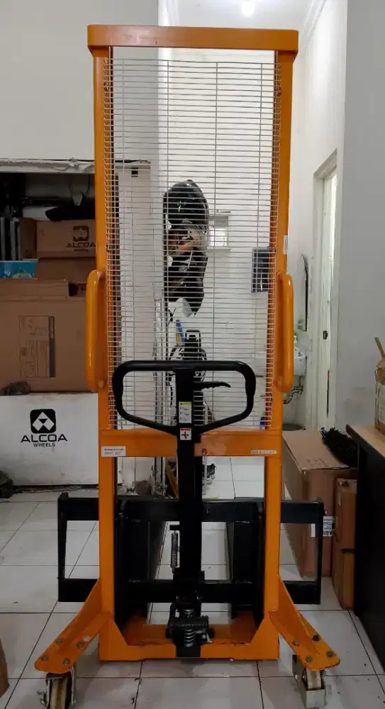 Hand lift starcker/hand pallet lift 1.6m - 1 ton
