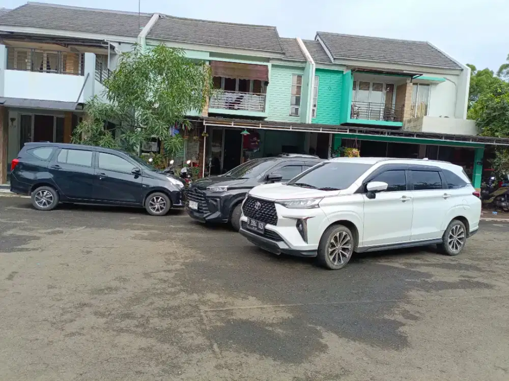 Rental mobil. Sewa mobil harian, mingguan & bulanan lepas kunci.