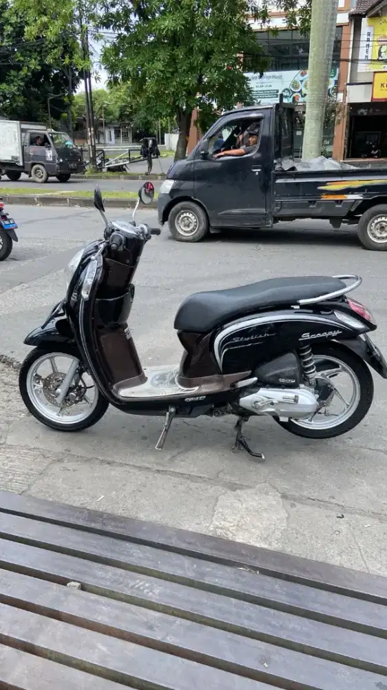 Honda scoopy cbs iss mulus orsinil