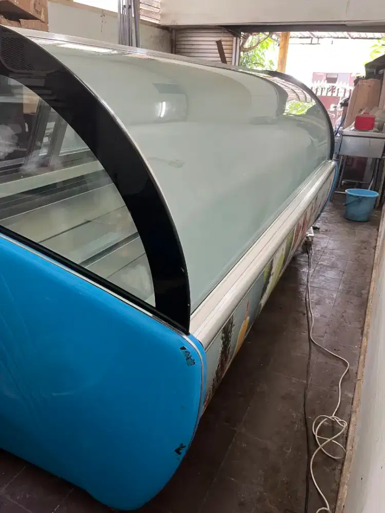 Freezer Gelato ukuran besar