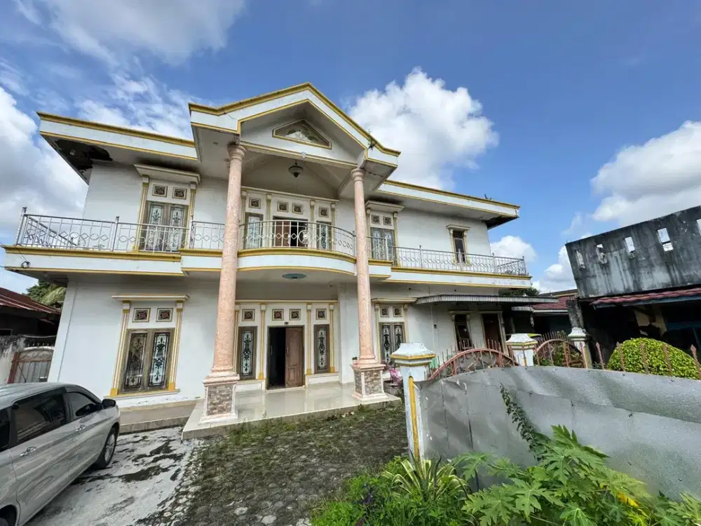 DIJUAL RUMAH MEWAH JALAN DI PANDJAITAN PLAJU PALEMBANG