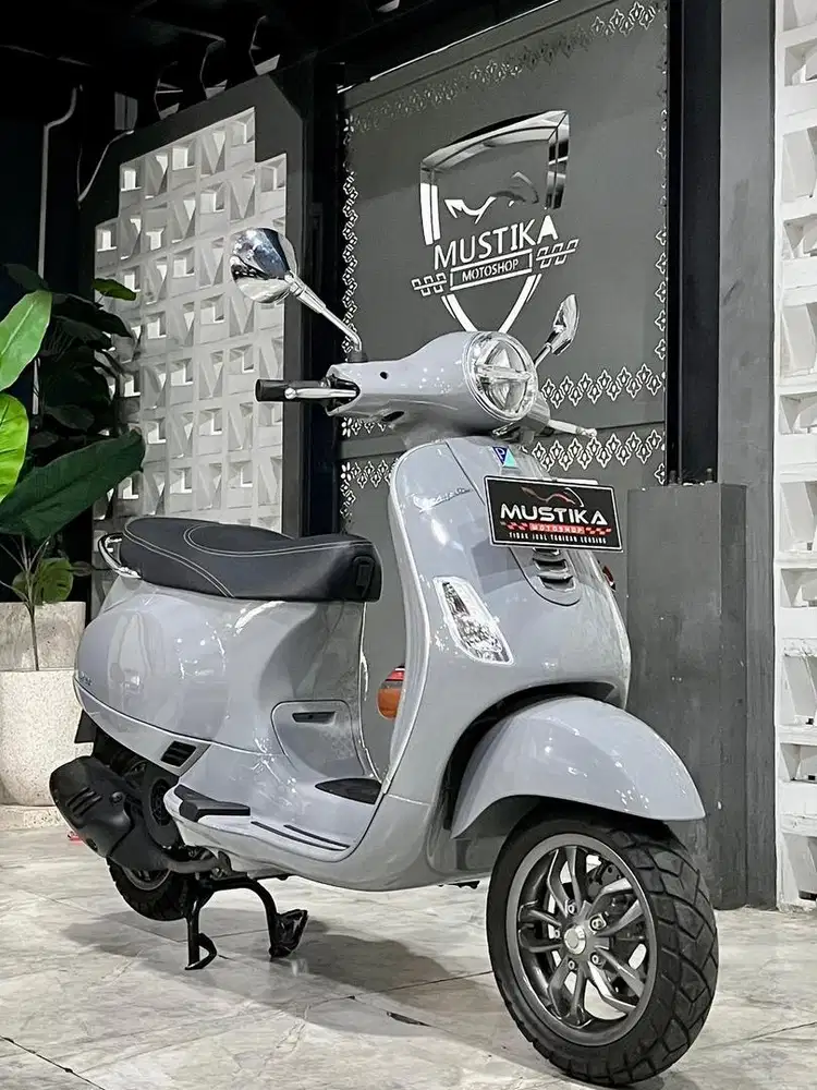 Stok Terbatas!!Vespa LX125 iget th 2023 - Ayu Mustika