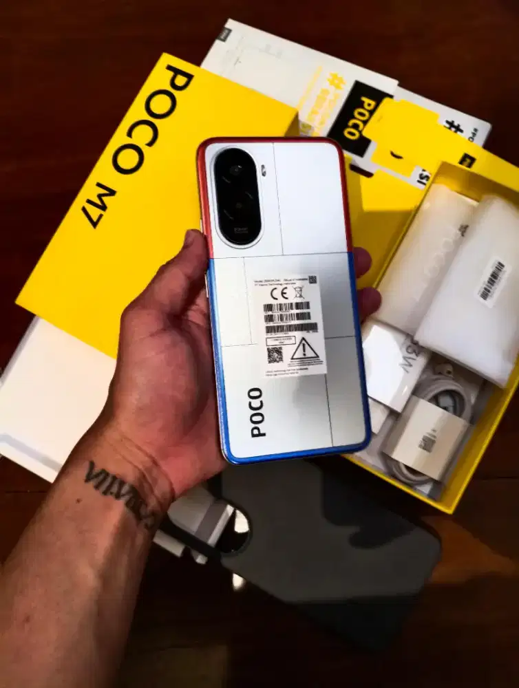 Poco M7 ram 8/256 silver lengkap