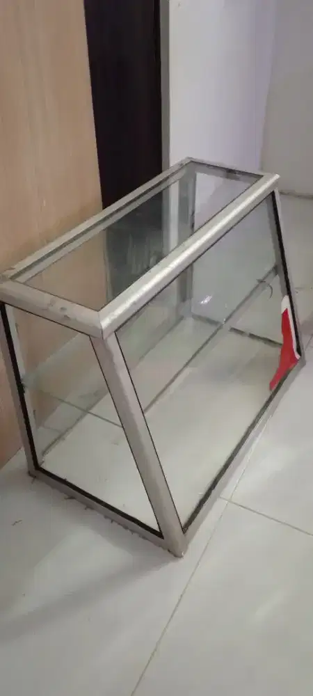 Dijual Etalase harga NEGO