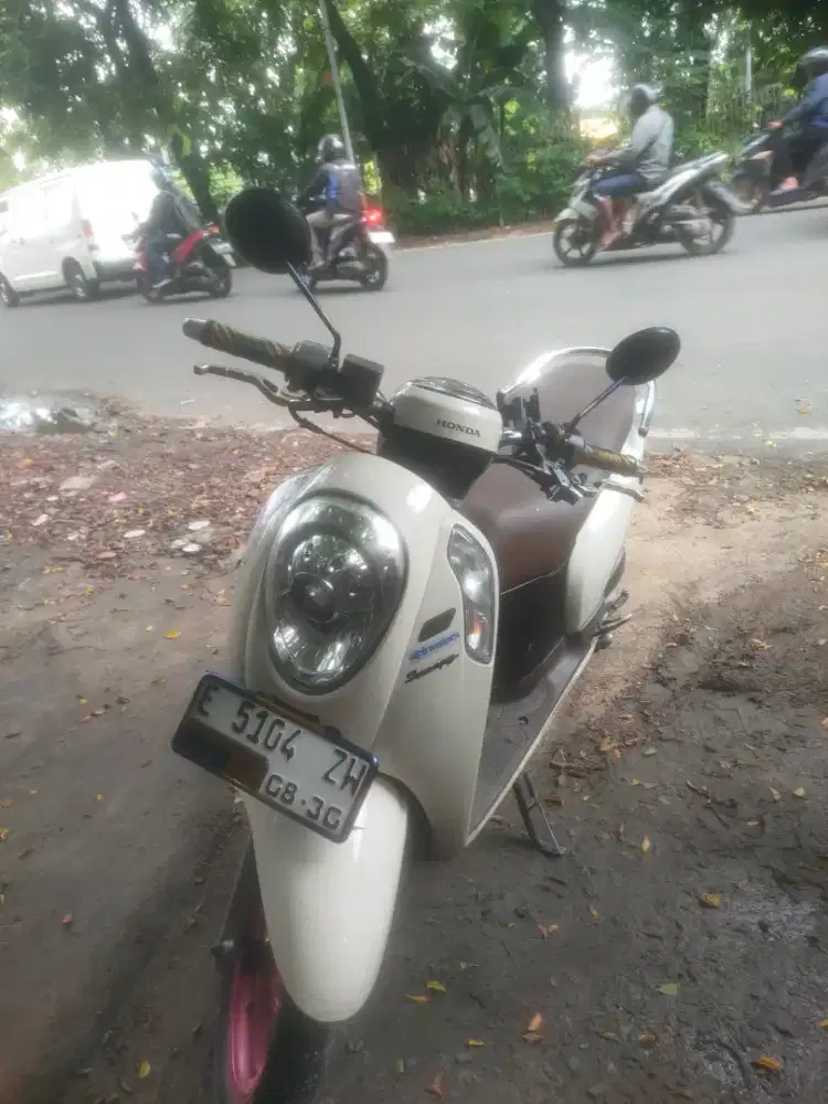 Scoopy injeksi th 2014