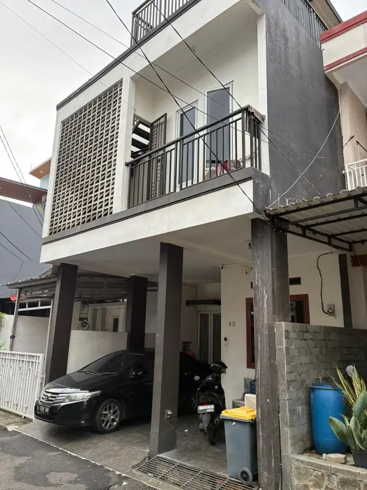 Jual Rumah di Perumahan Violet Garden