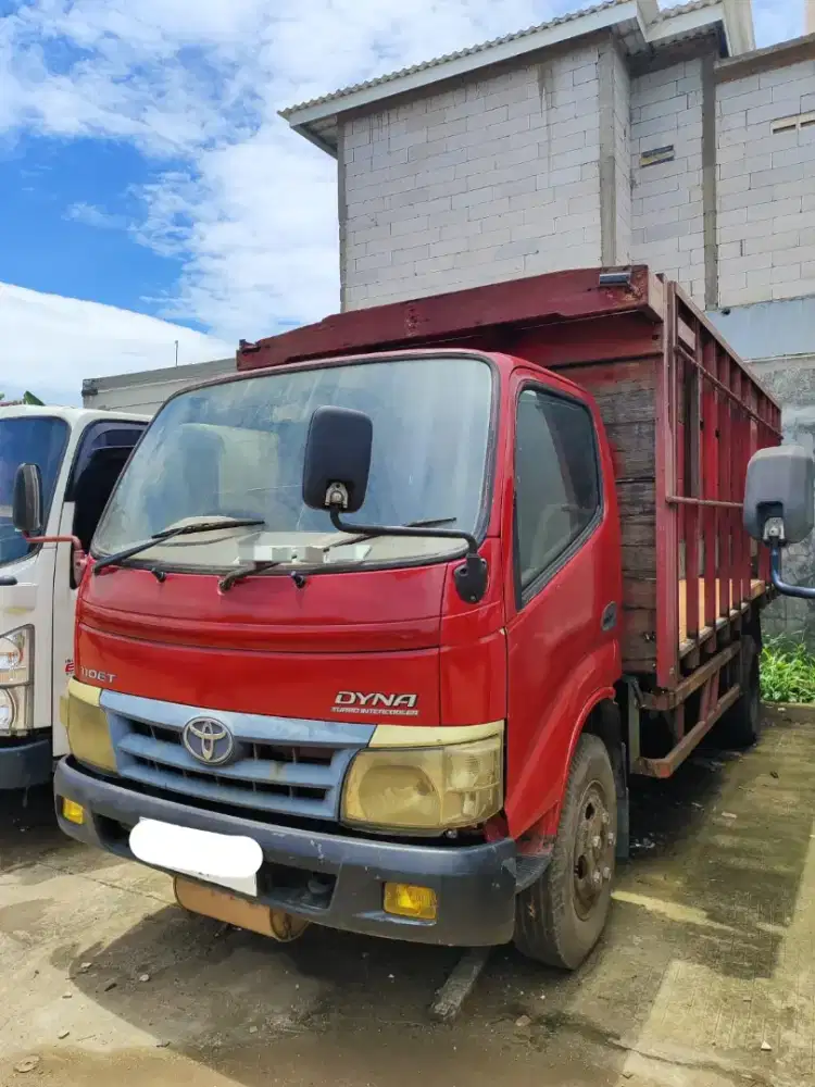 Toyota Dyna ET  6 Roda Bak Kayu Tahun 2013