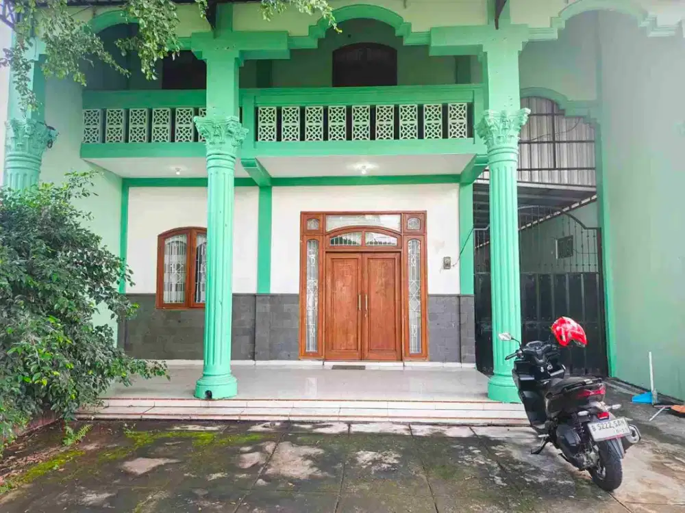 RUKO 2 LT JL MAHAKAM BLITAR SIAP PAKAI