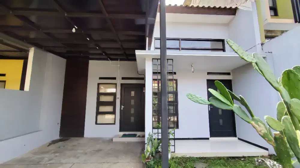 RUMAH EXIT TOL MALANG, Perumahan Pinggir Jalan Raya, Akses Mudah, SHM