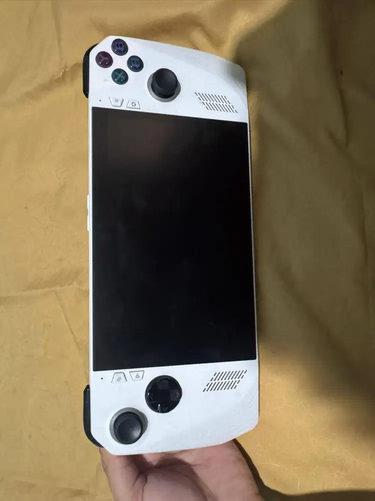 ASUS ROG Ally X Warna Putih