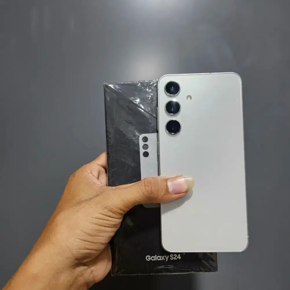 Samsung s24 8/256gb