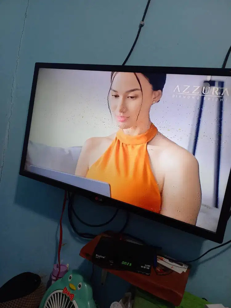 Tv Lg 32 inc 800 nego tipis